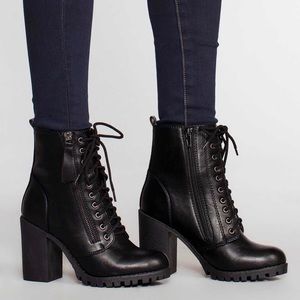EDGE OF LIFE BOOTS - BLACK